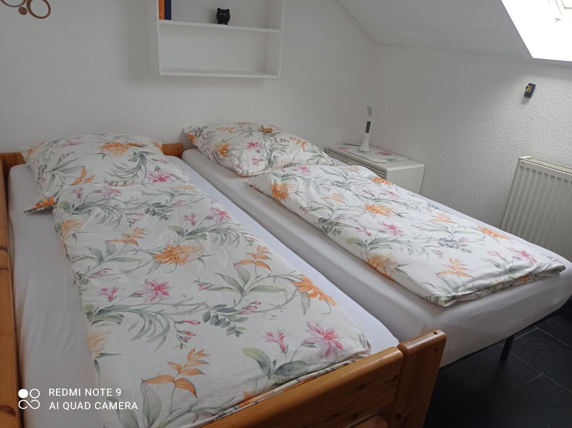 Moderne Ferienwohnung Neckarschleife Mit Klimaanlage Kirchheim am Neckar Exterior foto